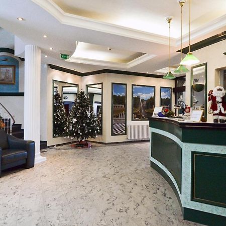 Landgasthof & Hotel Waldow Guben Bagian luar foto